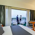 伯格纳机场联盟酒店 酒店 4*
