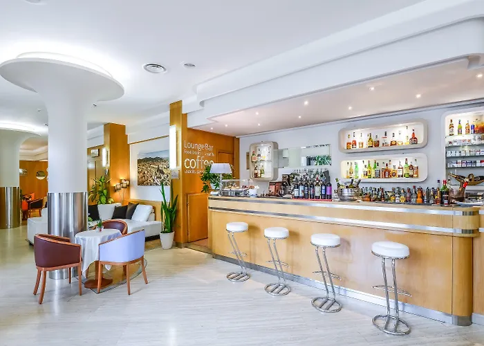 Airport Hotel Bolonia