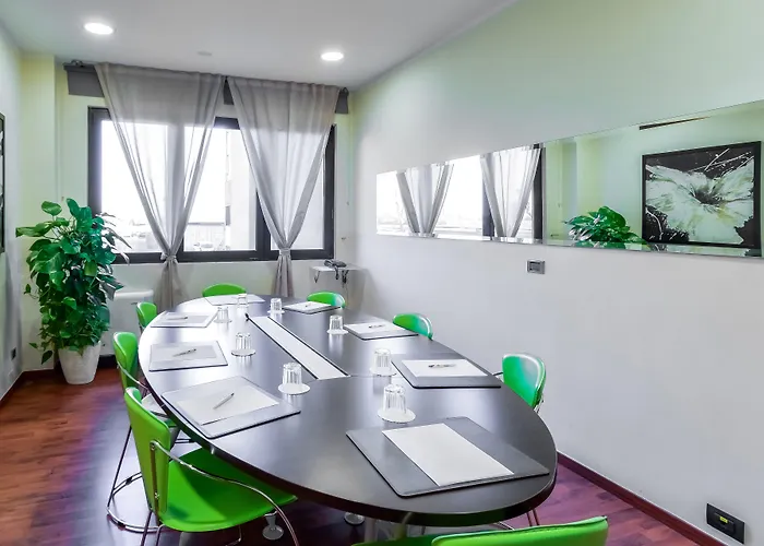 Hotel Airport Bolonia