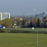 Airport Hotel 4*