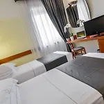 Airport Hotel 4*