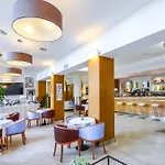 Airport Hotel 4*
