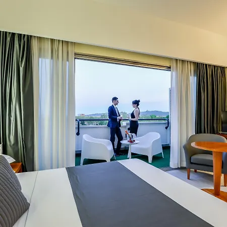 Airport Hotel 4*