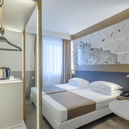 Airport 4* Bologne
