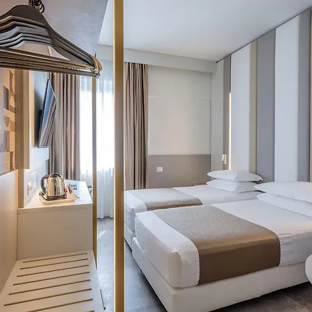 Airport Hotel