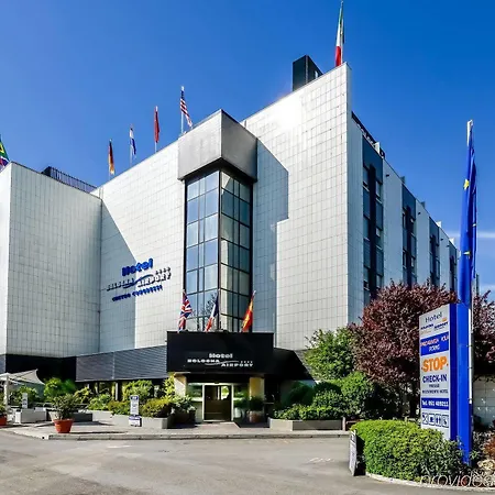 Hotell Airport 4*