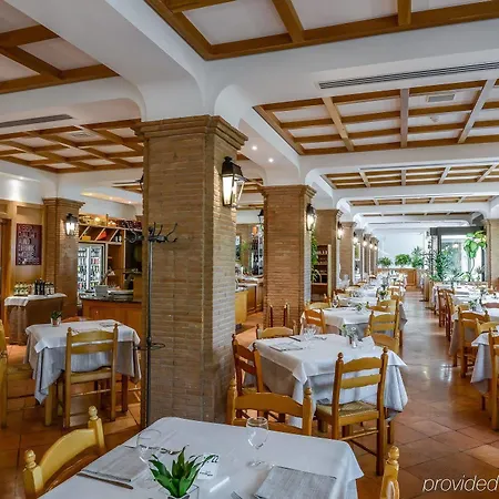 Airport Hotel 4*