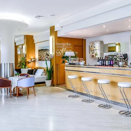 Airport Hotell 4*