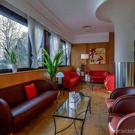 Airport Hotell