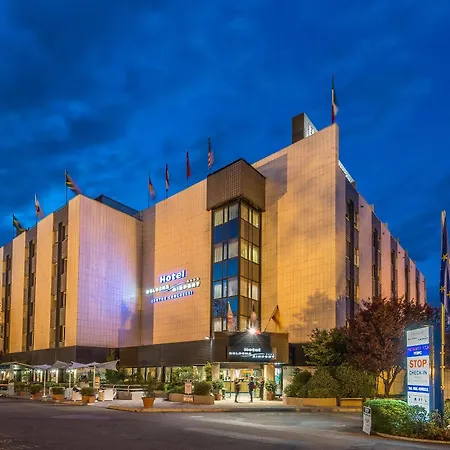 Hotell Airport 4*