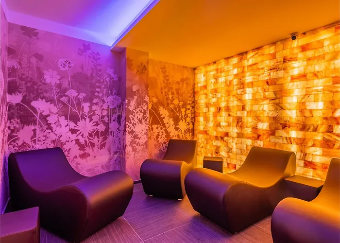 Hotel Airport 4*