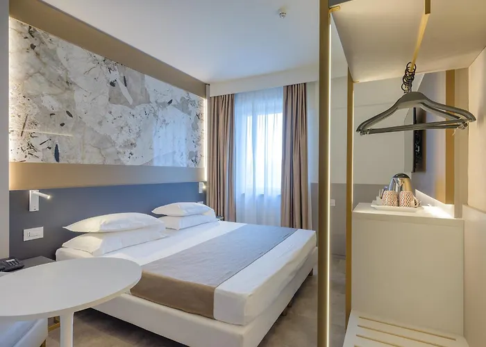 Airport Hotel