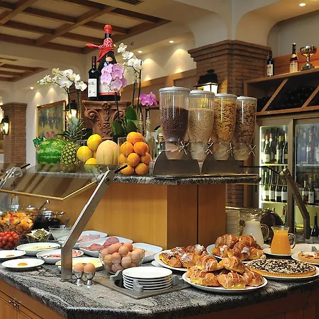 Airport بولونيا