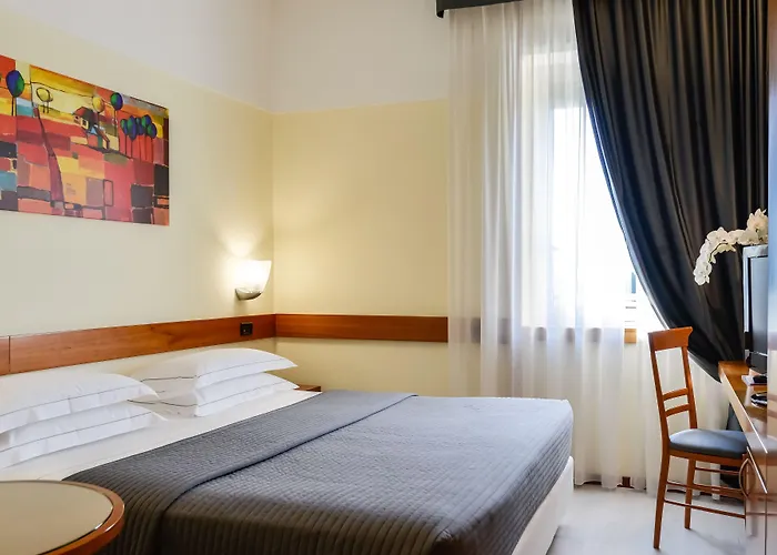 Hotell Airport 4*
