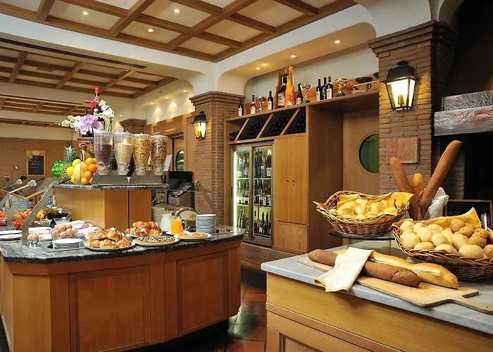 Airport Hotell 4*